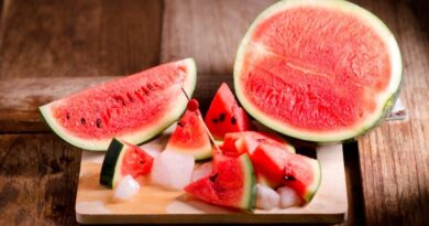 Health Benefits of Eating Watermelon