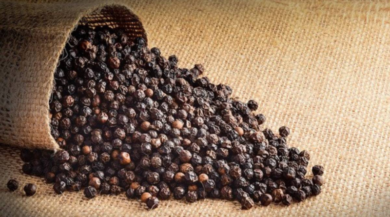 Black pepper’s Health Benefits And Uses